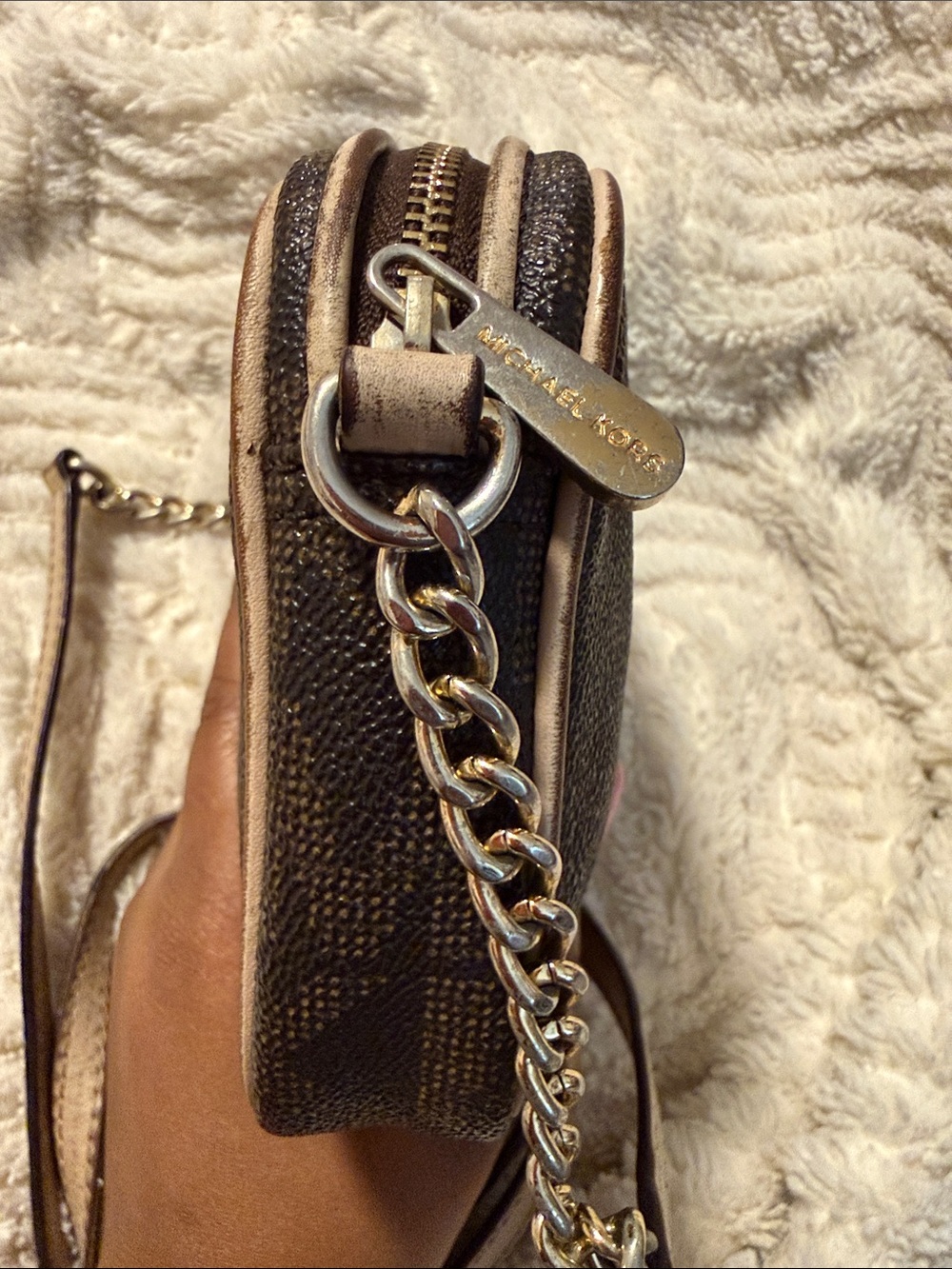 Michael Kors Logo Crossbody Bag - Picture 8 of 11